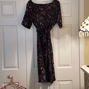 Larry Levin below knee multi color dress with waist tie